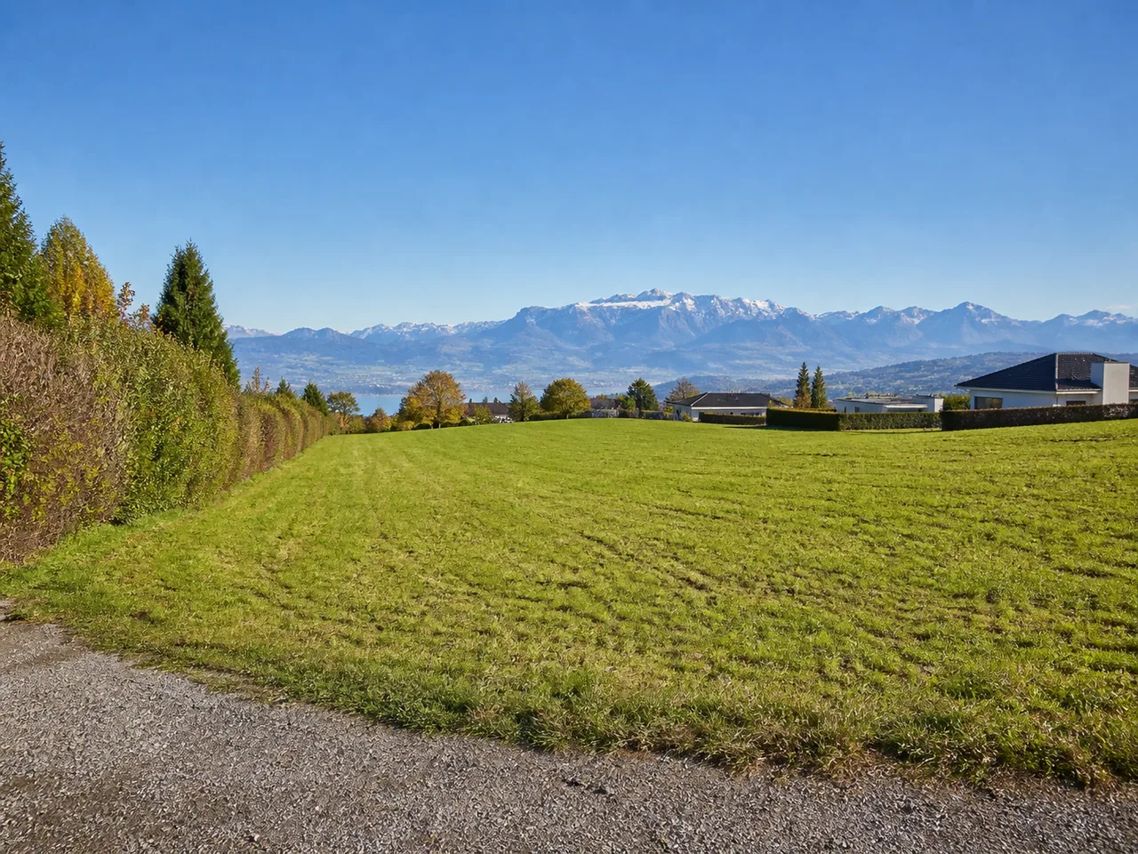 Building Plot with Mountain View